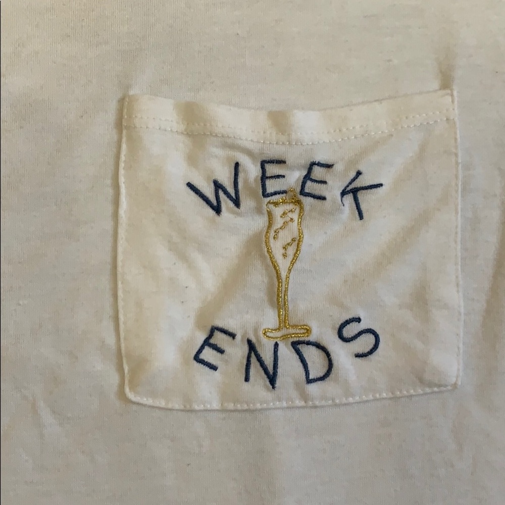 Weekends T-shirt - Picture 2 of 3